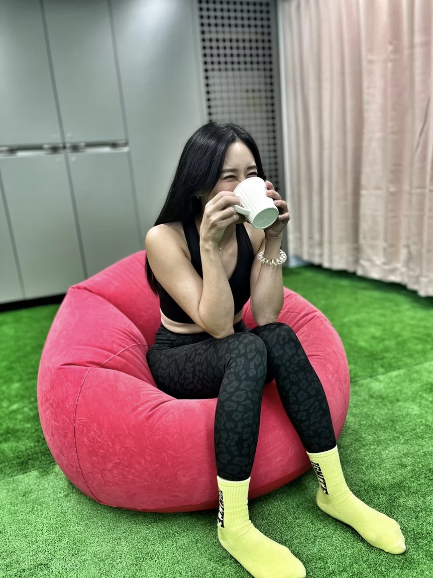 Y.K 様